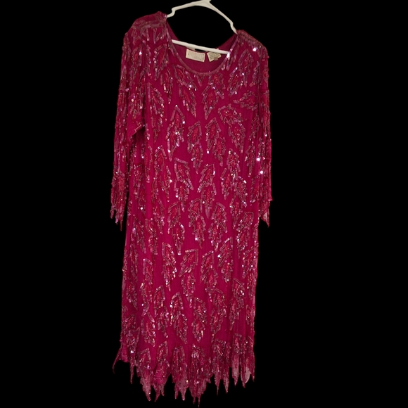 Cocktail Evening Special Event Fuscia Beaded Sequin Dress Scoop Neck 1X Pre-Love - Picture 1 of 6